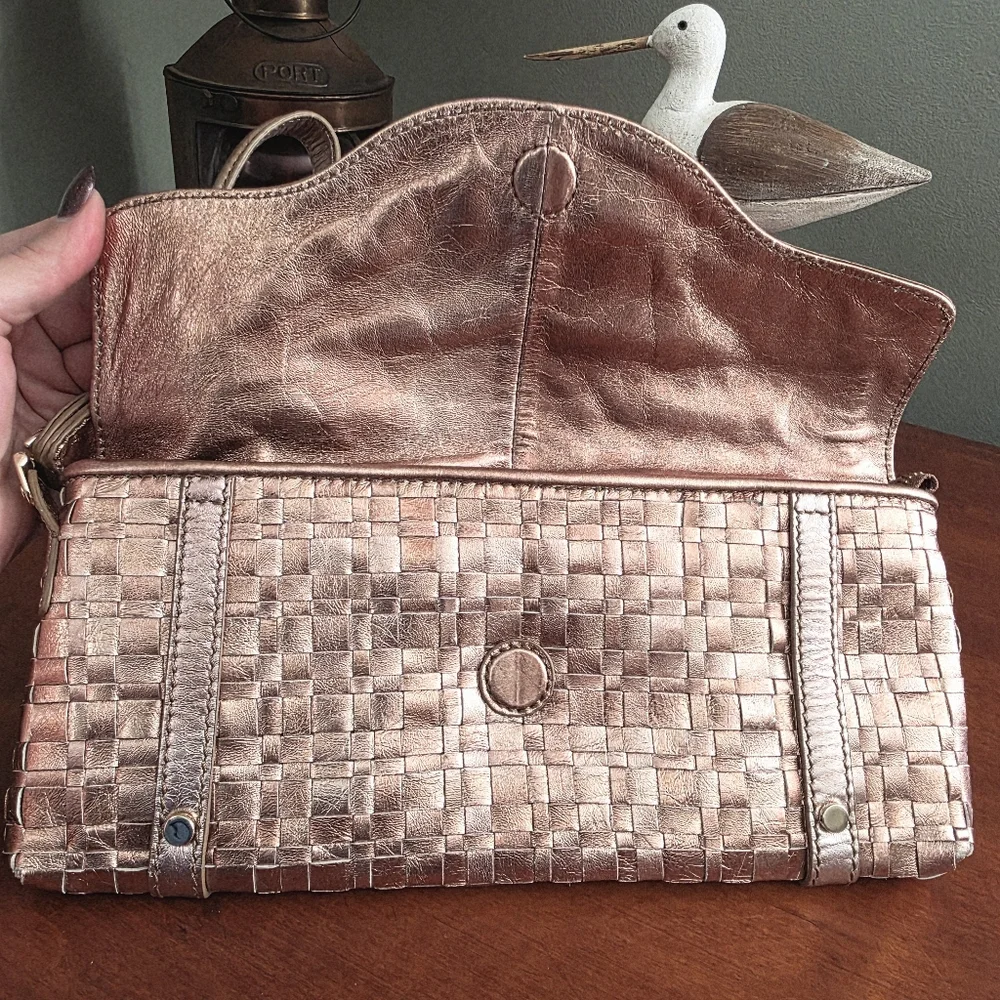 Elliott Lucca Woven Wristlet Clutch Pink Rose Gold Metallic Leather Bag